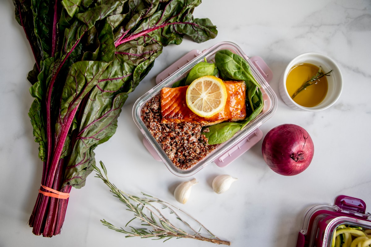 Strategic meal timing for pre and post workout nutrition optimization